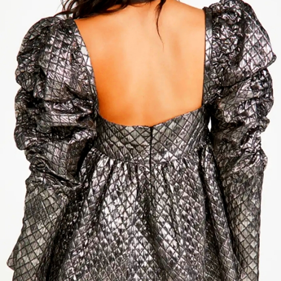 NWOTs kika vargas Tessa top. - Picture 4 of 7